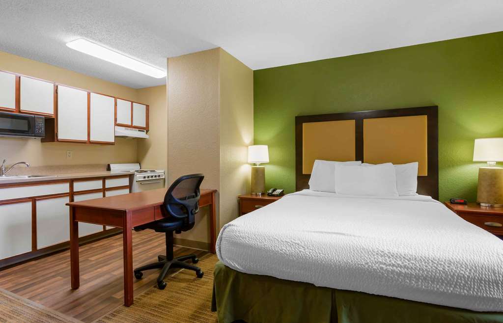Extended Stay America Suites Toledo Maumee - photo 12
