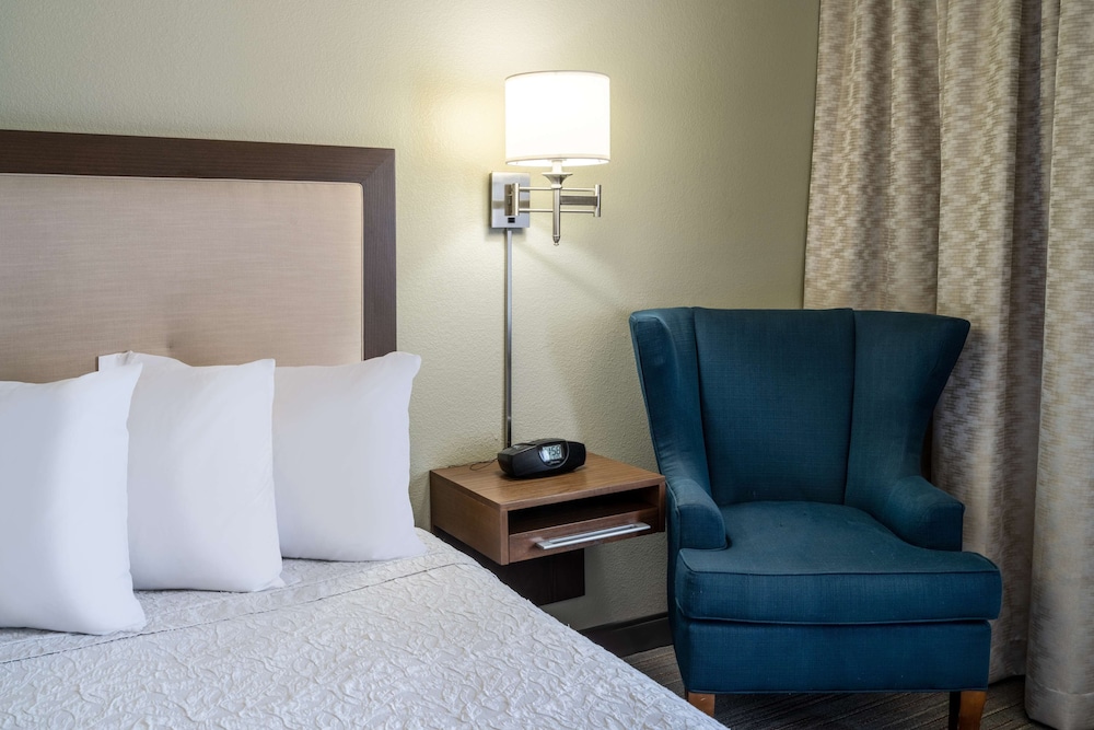 Hampton Inn by Hilton Irvine East Lake Forest - photo 9