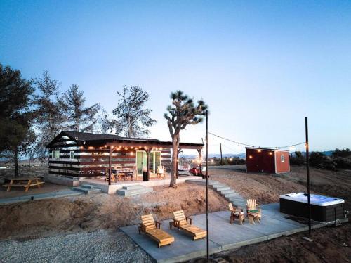 Invisible Wind Cabin — 4-Star Luxury Hotel in Yucca Valley, United States