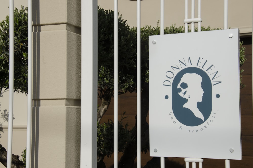 Donna Elena Rooms in Salerno, Italy