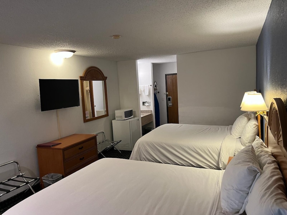 Columbus Inn - photo 14