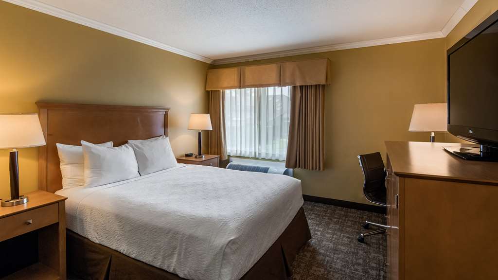 Best Western Plus Windjammer Inn & Conference Center - photo 36