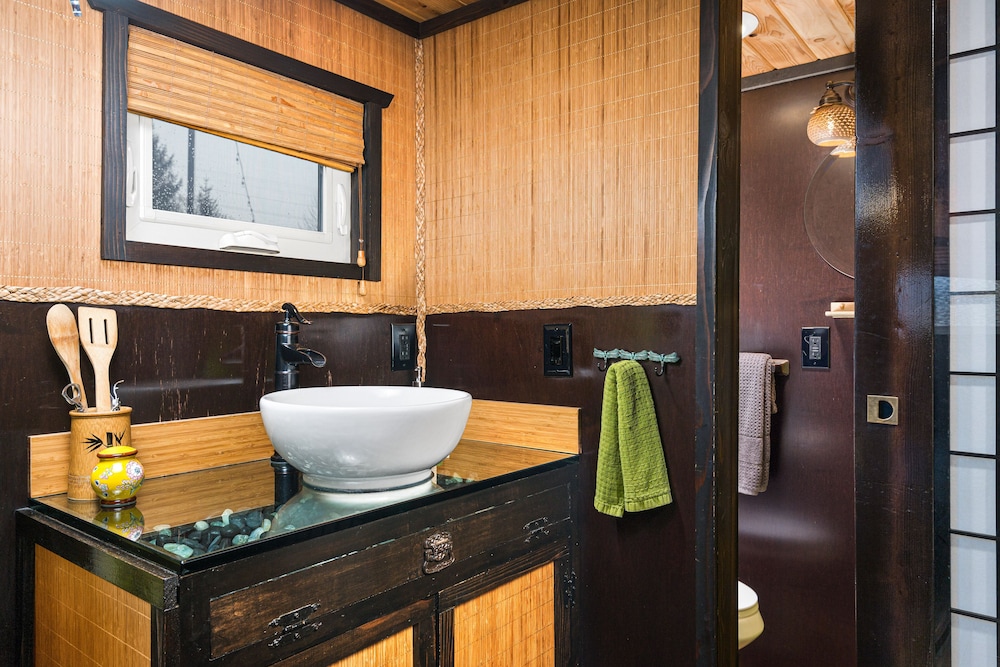 Tiny Digs Hotel of Tiny Houses - photo 42
