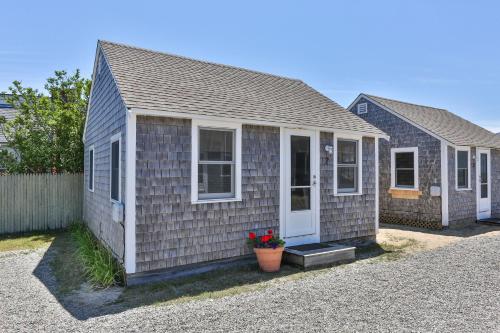 Truro Beach Cottages - photo 51