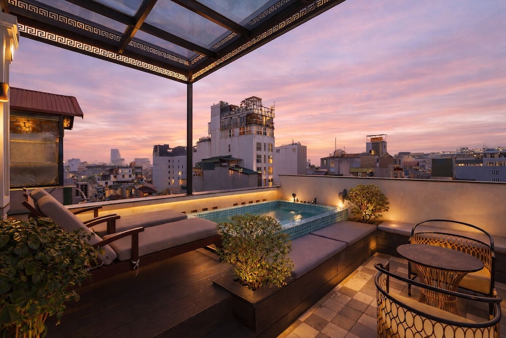 Minerva Premium Hotel - last minute hotel in Hanoi