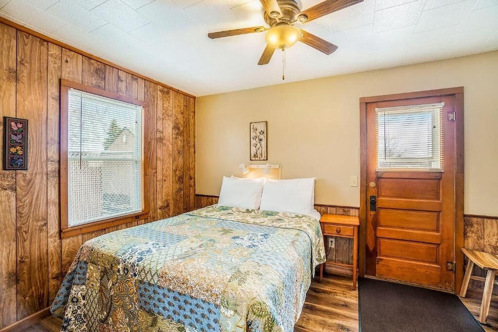 Pleasant Valley Resort - photo 11