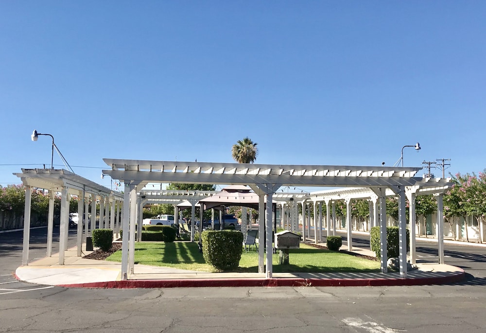 Sunrise Inn Turlock - featured photo