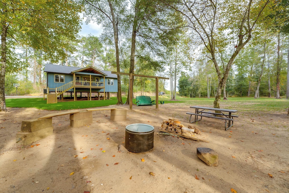 Families Welcome Creekside Escape in Summerville — hotel in Summerville