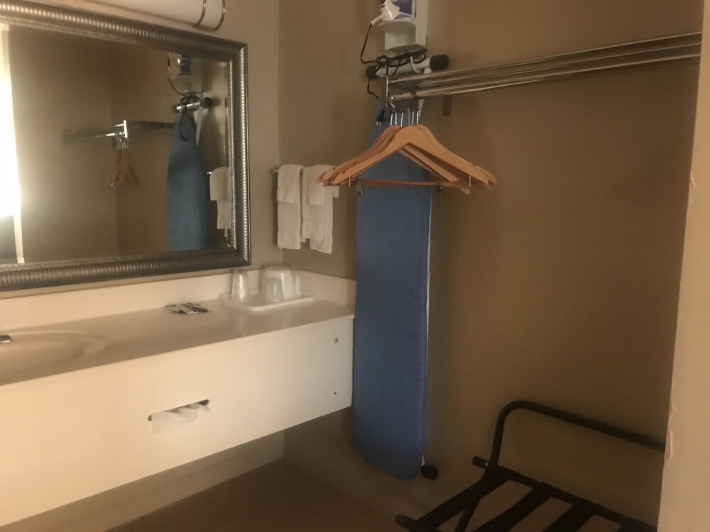 Highland Inn Denham Springs Baton Rouge East - photo 35