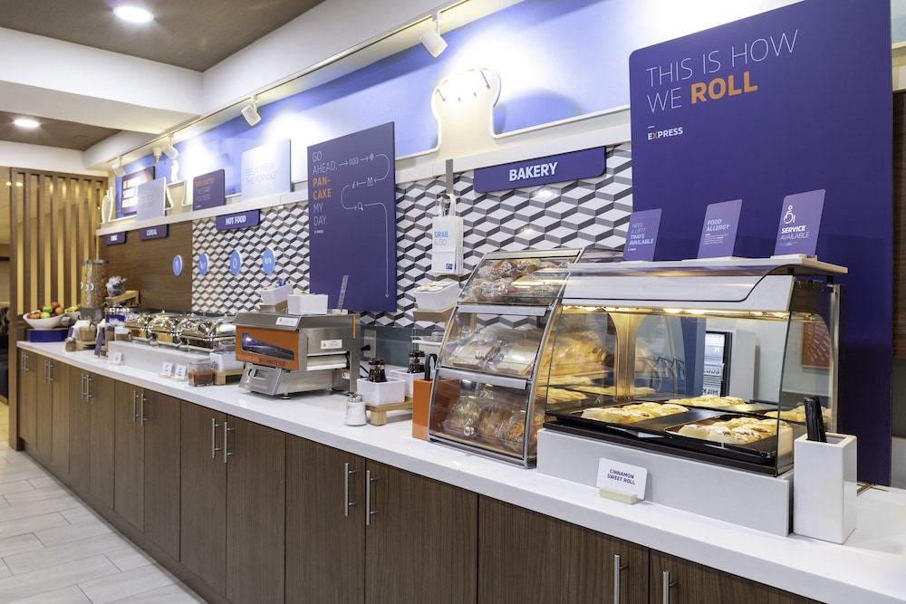 Holiday Inn Express & Suites Kimball by IHG - photo 18