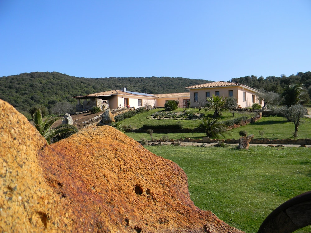 La Quercia Della Gallura — Luogosanto