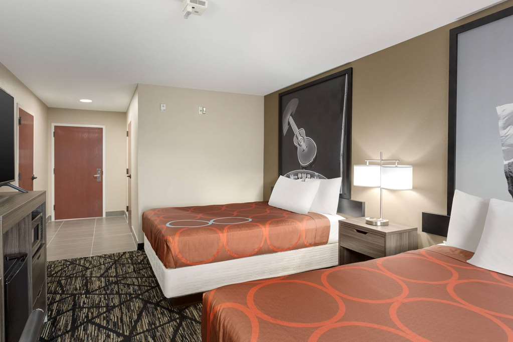 Super 8 by Wyndham San Antonio Airport North - photo 22