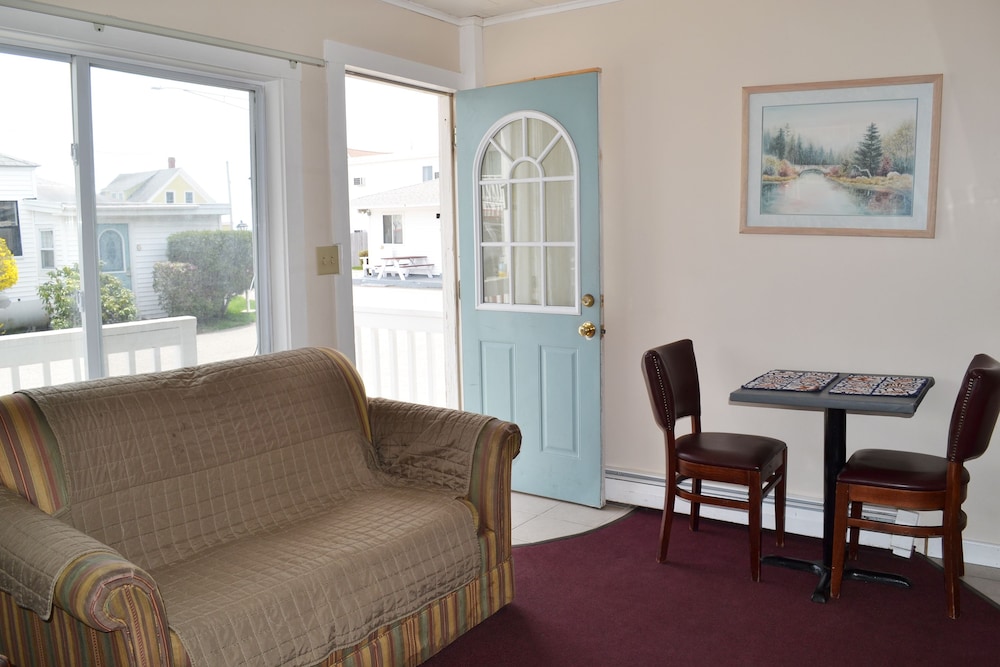 Alouette Beach Resort - photo 23