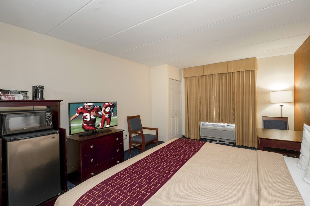 Red Roof Inn Annapolis - photo 20