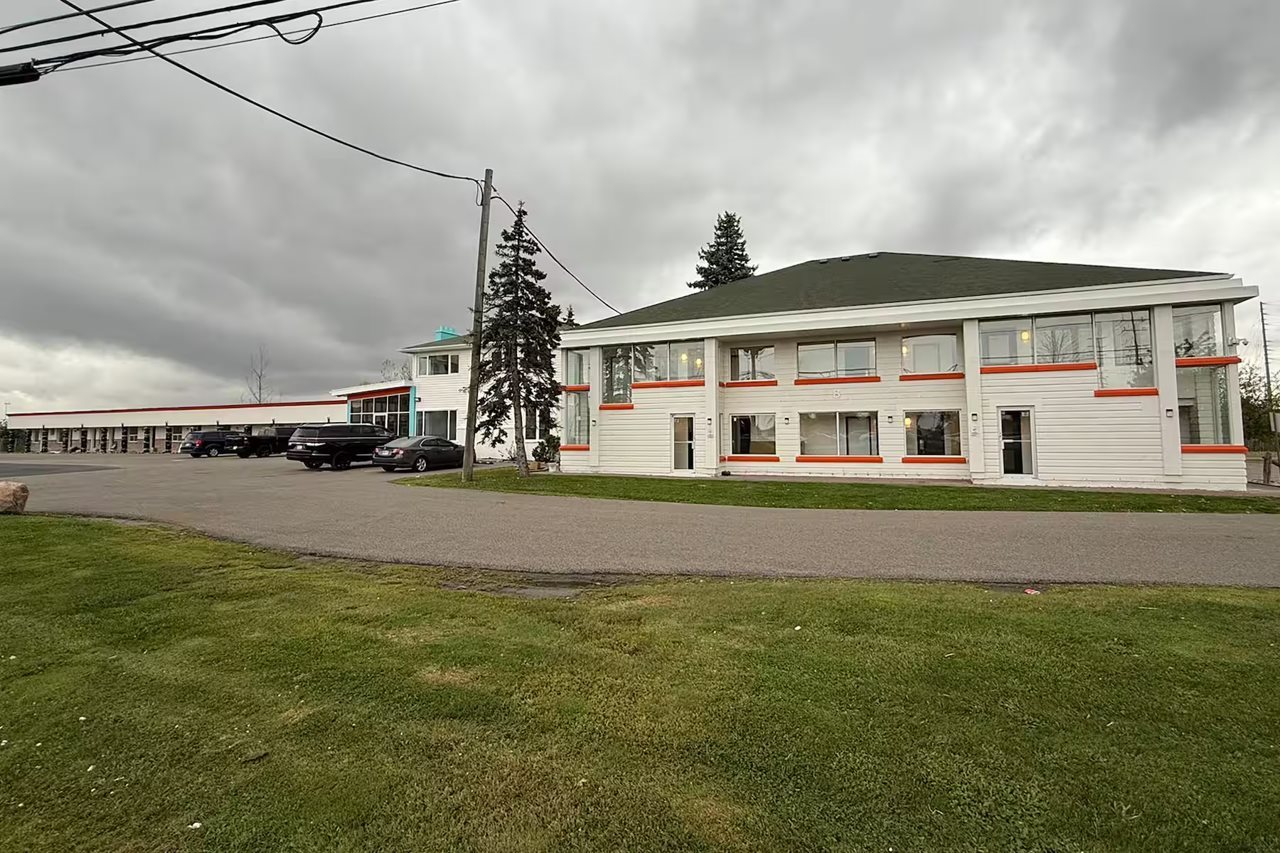 Howard Johnson by Wyndham Brampton in Brampton, Canada