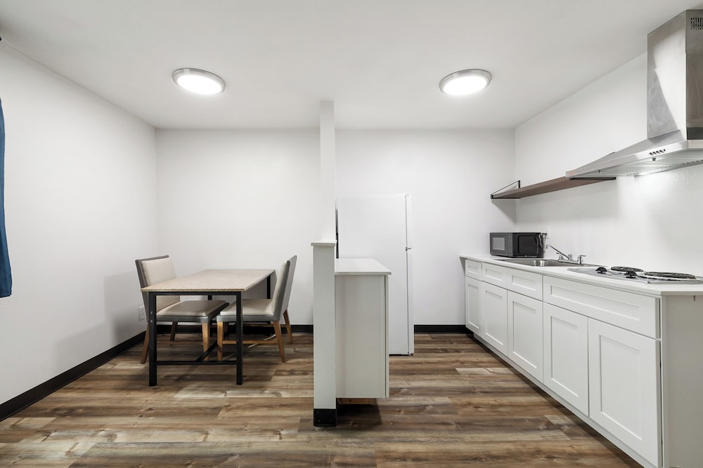 Kennewick Inn & Suites Tri Cities - photo 11