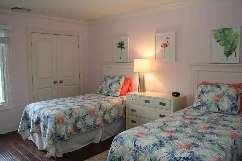 210 Twin Oaks at The Sea Pines Resort - photo 4