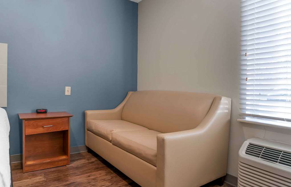 Extended Stay America Select Suites Kalamazoo West - photo 20