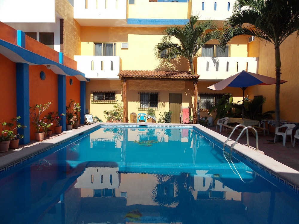 Hotel Bahía — hotel in Cihuatlan