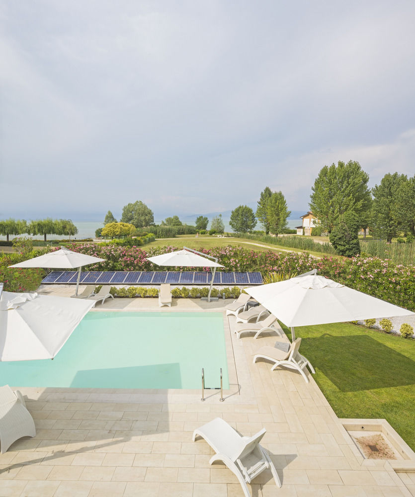 Holiday Home Onofria — 4-Star Luxury Hotel in Sirmione, Italy