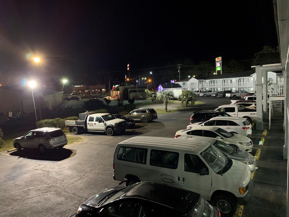 Travelodge by Wyndham Walterboro - photo 36