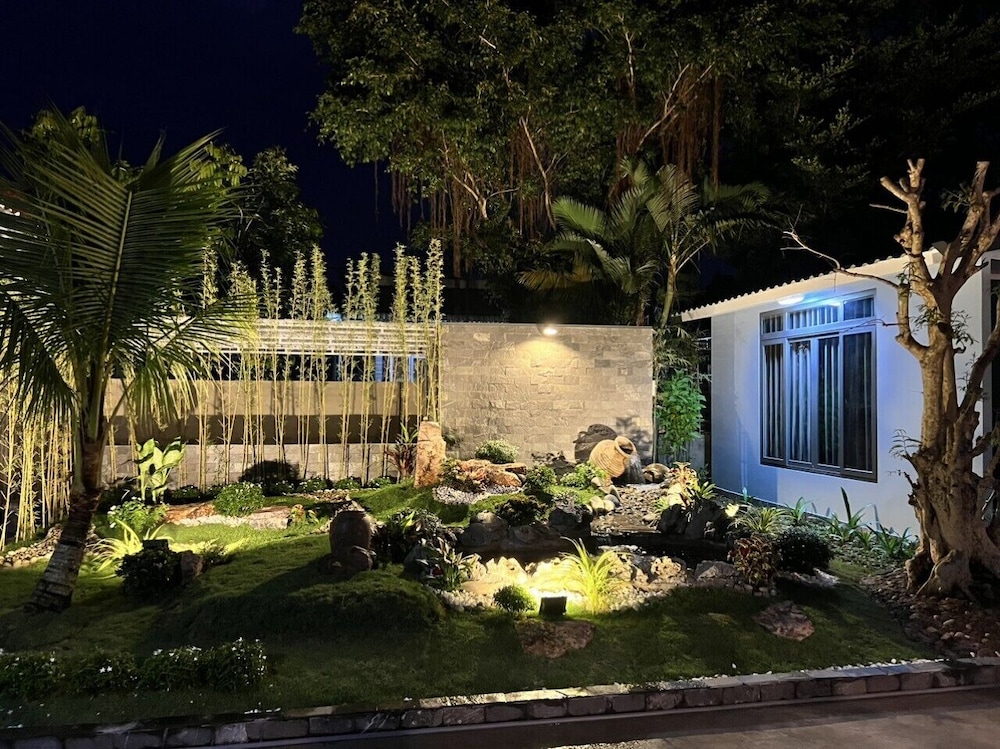 Prague Bungalow Phu Quoc — 4-Star Luxury Hotel in Phu Quoc, Vietnam