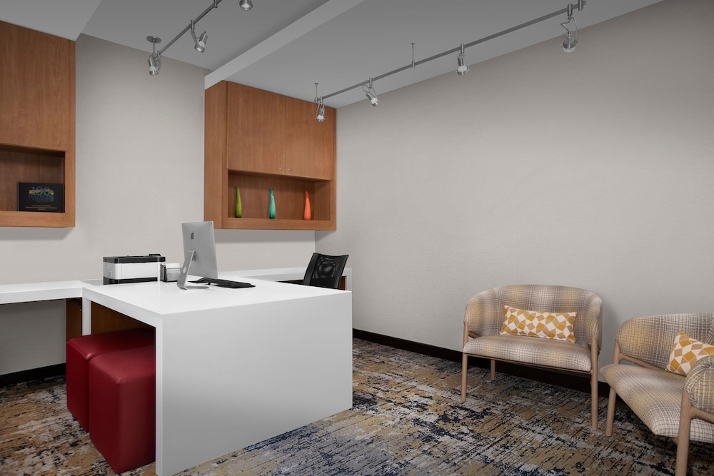 TownePlace Suites Bridgeport Clarksburg - photo 41
