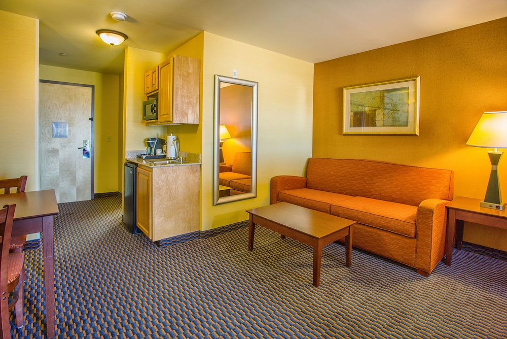 Holiday Inn Express & Suites Richland by IHG - photo 11