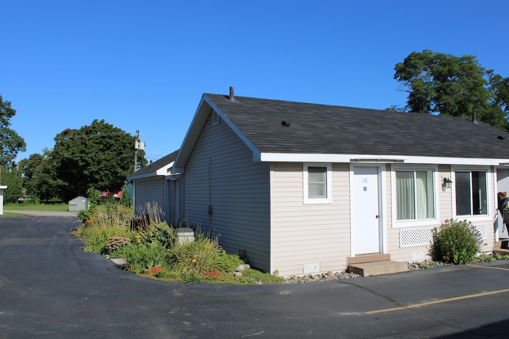 Lockview Motel - photo 16