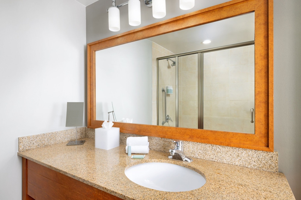 Courtyard by Marriott Montvale - photo 18