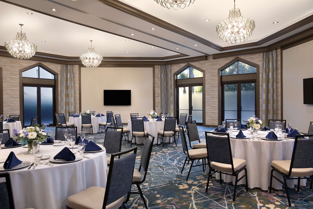 DoubleTree Suites by Hilton Orlando Disney Springs Area - photo 34