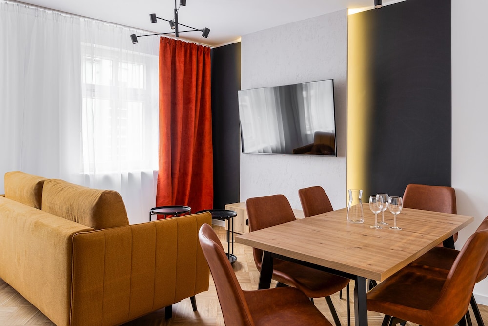 RentPlanet Apartamenty Oławska — 4-Star Luxury Hotel in Wroclaw, Poland