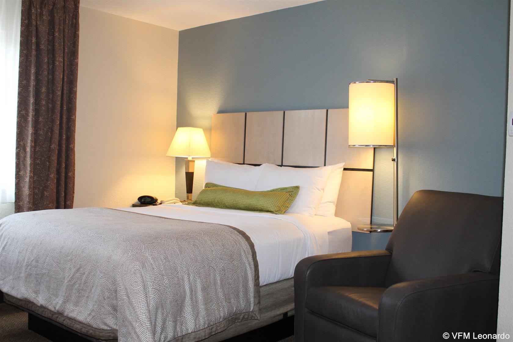 MainStay Suites Wichita Northeast - photo 12
