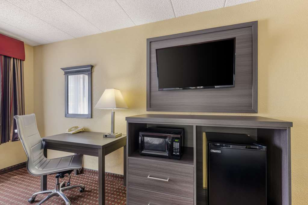 Quality Inn & Suites Lincoln South - photo 11