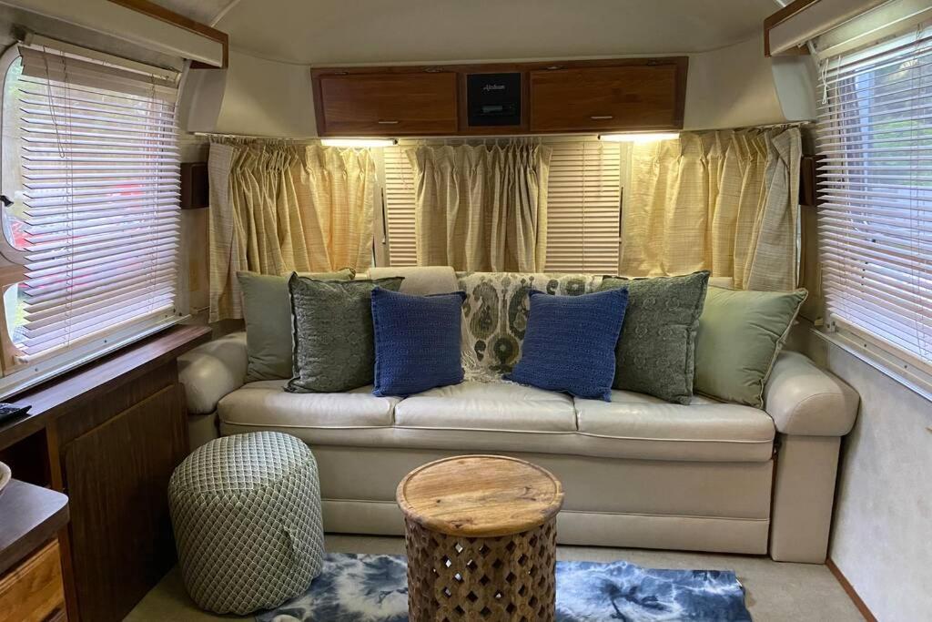 Beautiful Airstream Beaufort Sc Enjoy The Journey — Beaufort