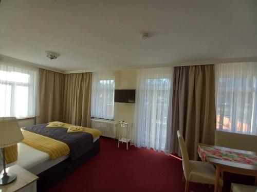 Dampfschiffhotel — hotel in Stadt Wehlen