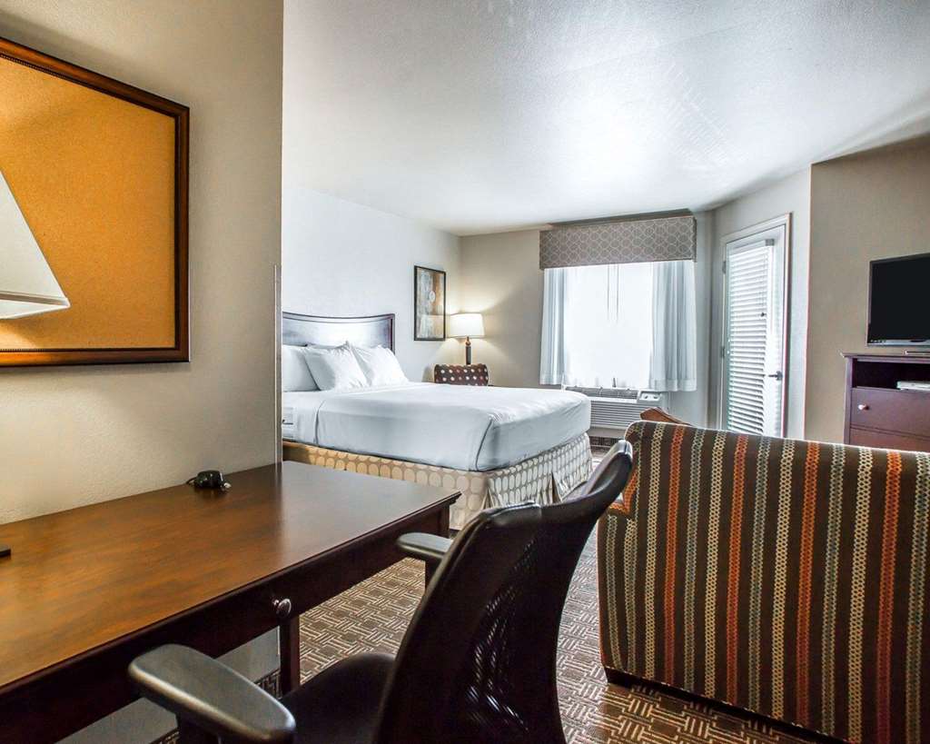 MainStay Suites St. Robert Fort Leonard Wood - photo 14