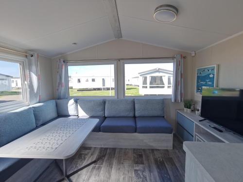 Golden Sands sea holiday beach activities and relax in Mablethorpe, United Kingdom