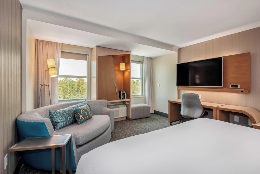 Courtyard by Marriott Raleigh Cary Parkside Town Commons - photo 15