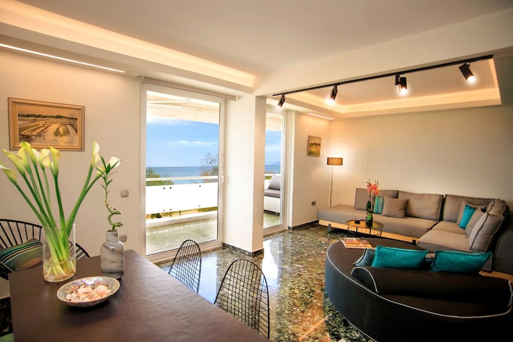 Vouliagmeni Kavouri Beachfront Apartment — 4-Star Luxury Hotel in Athens, Greece