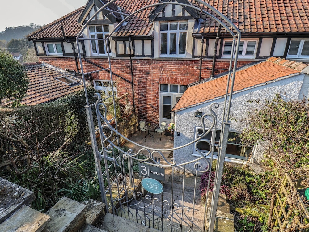 Trackside - carbon neutral hotel in Whitby