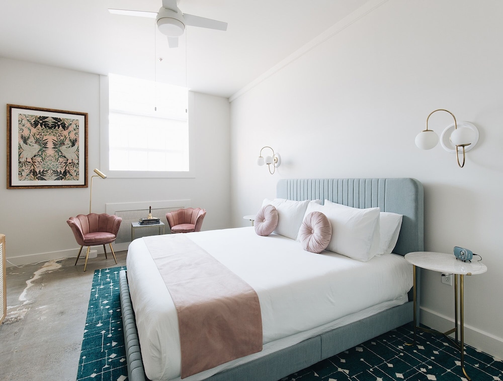 The Bellwether Hotel - photo 38