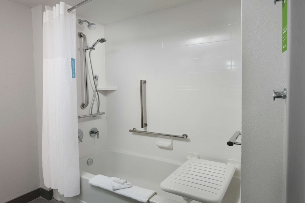 Hampton Inn & Suites Houston Medical Center NRG Park - photo 24