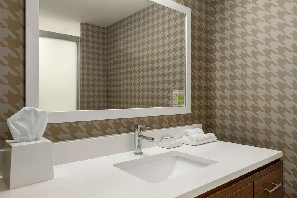 Home2 Suites by Hilton Statesboro - photo 13