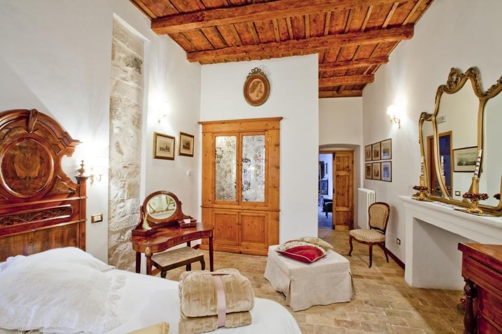 B And B Il Marchese Del Grillo 5126788 — Sulmona