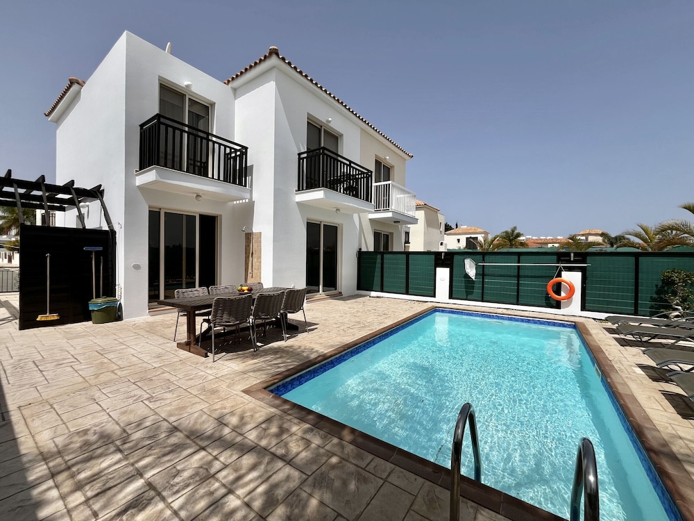 65 PRO Stay Aphrodites Dream Villa