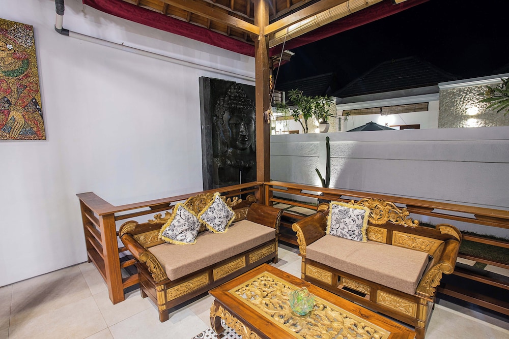 Karang Island Villa — 4-Star Luxury Hotel in Bali, Indonesia