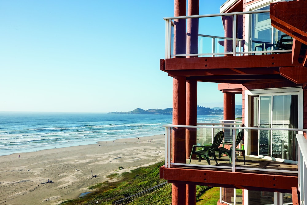 Hallmark Resort Newport - photo 2