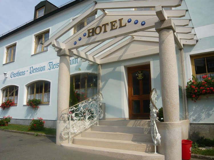 Hotel Pension Fleischmann — Roding