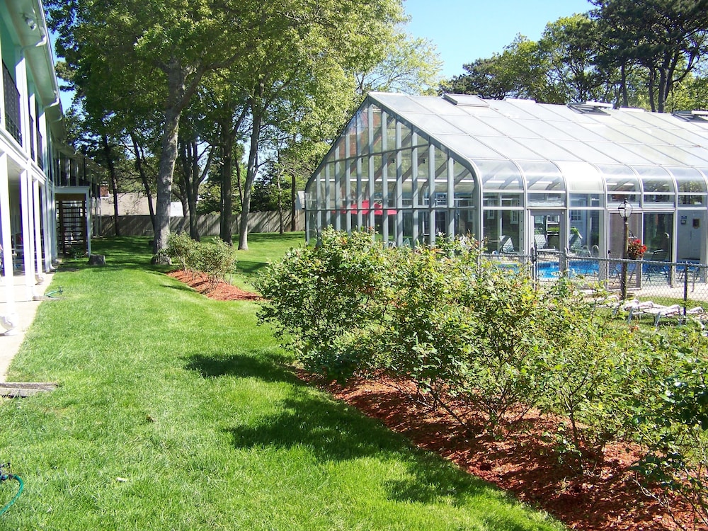 Colonial Village - photo 20